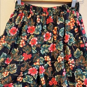 VINTAGE FLORAL & GRAPE PRINT PANTS